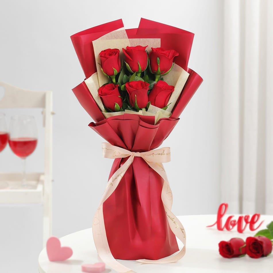 Elegant Red Roses Romantic Bouquet