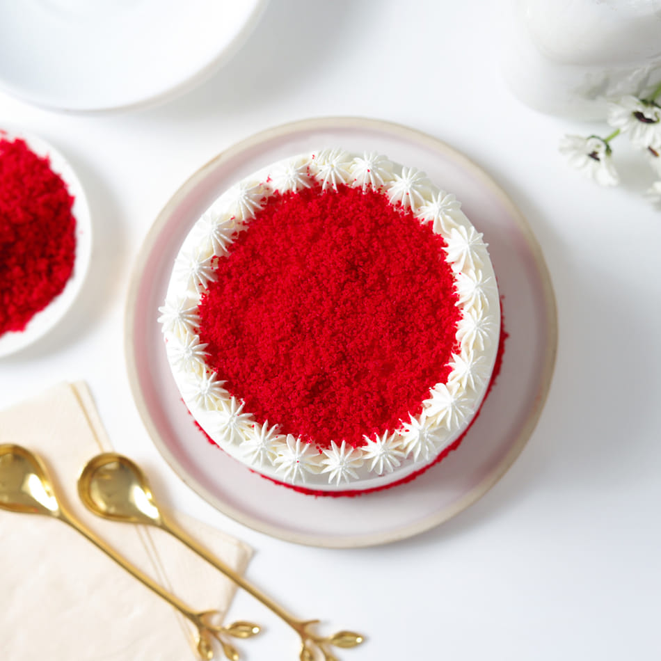 Classic Red Velvet Velvet-Cream Dream Cake